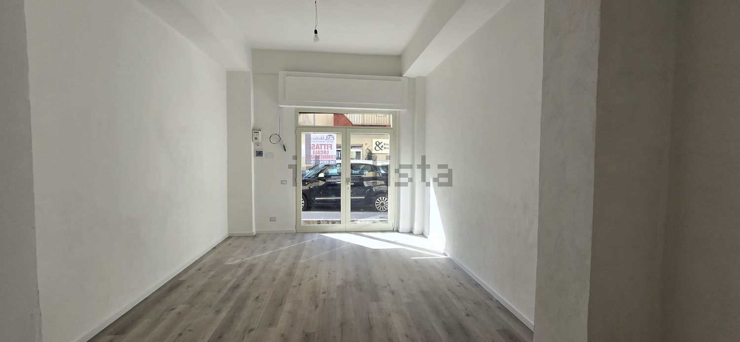 locale commerciale in affitto a Benevento