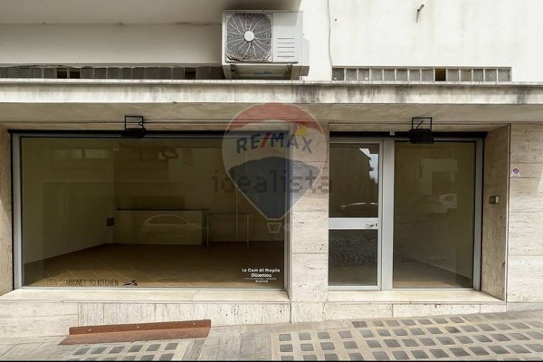 locale commerciale in affitto a Castelfranco in Miscano