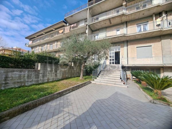 ufficio in affitto a Durazzano