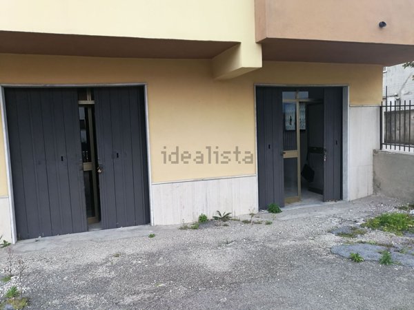 locale commerciale in affitto a Montesarchio