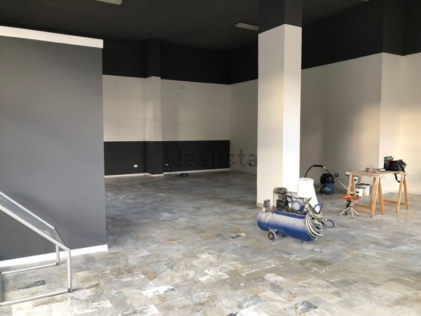 locale commerciale in affitto a Montesarchio