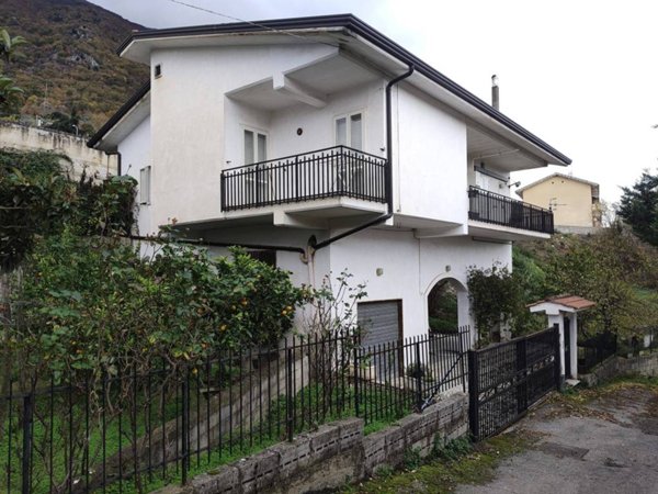 casa indipendente in affitto a Paupisi