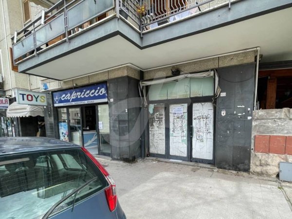 locale commerciale in affitto a San Giorgio del Sannio