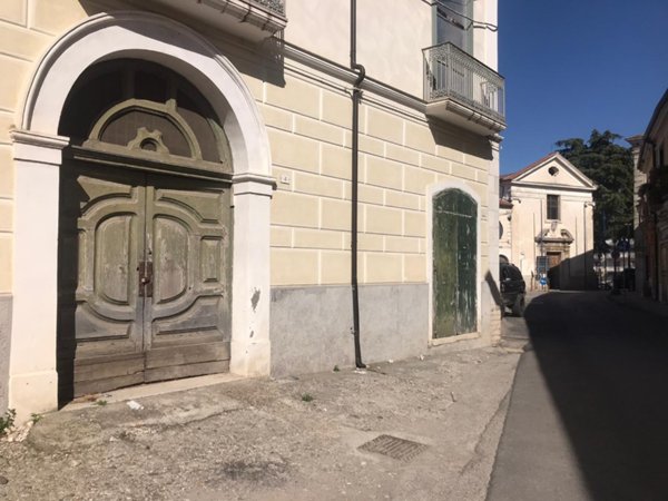 locale commerciale in affitto a San Giorgio del Sannio