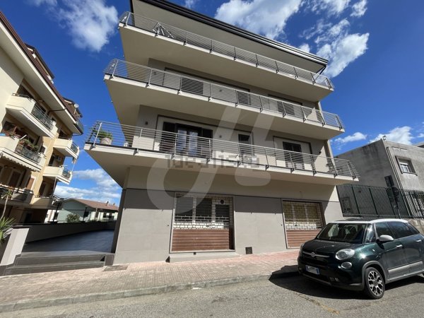 locale commerciale in affitto a San Giorgio del Sannio