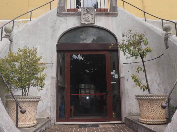 negozio in affitto a Sant'Agata de' Goti in zona Cotugni Paolini
