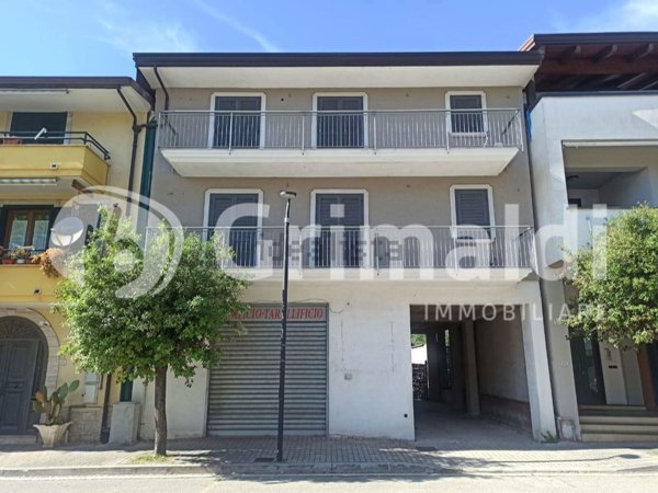 negozio in affitto a Telese Terme