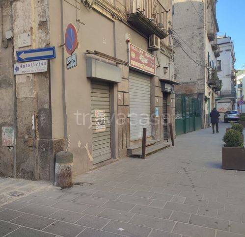 negozio in affitto ad Acerra