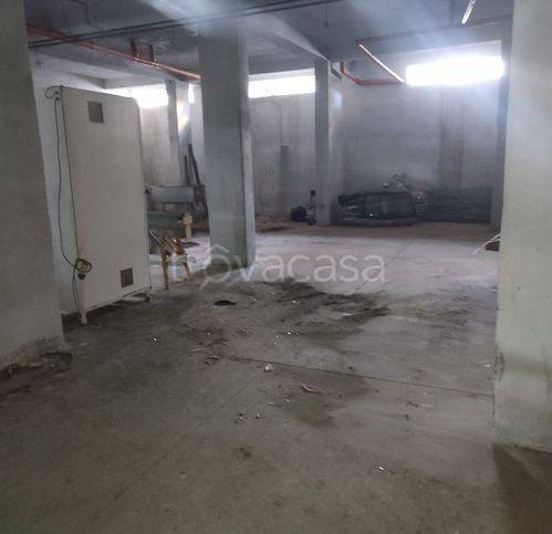 negozio in affitto ad Acerra