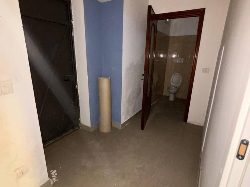 negozio in affitto ad Acerra