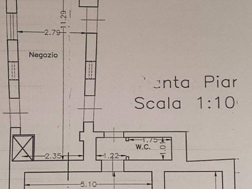 negozio in affitto ad Acerra in zona Centro Città
