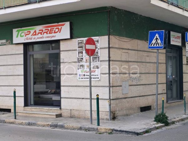 negozio in affitto ad Acerra