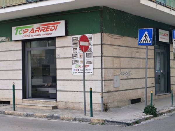 negozio in affitto ad Acerra