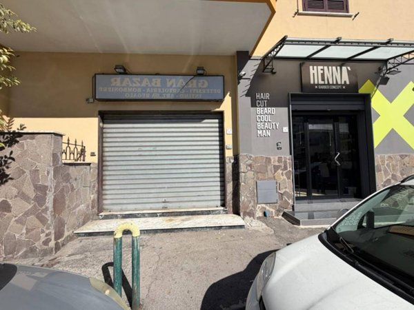 negozio in affitto ad Acerra