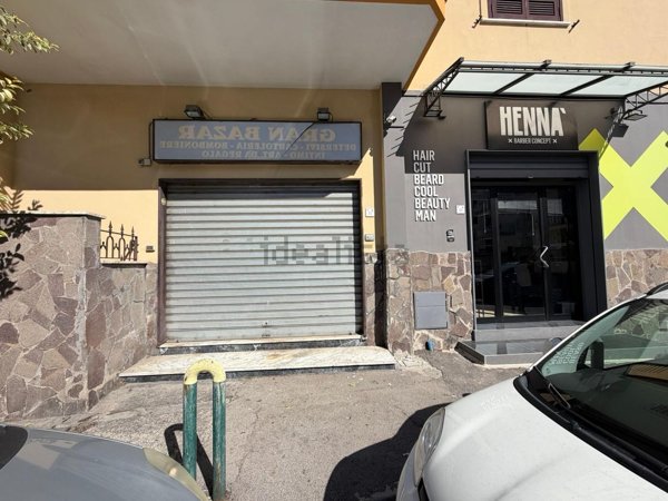 locale commerciale in affitto ad Acerra