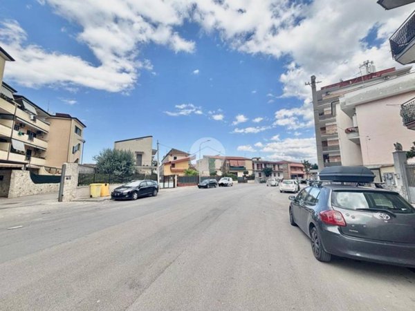 negozio in affitto ad Acerra