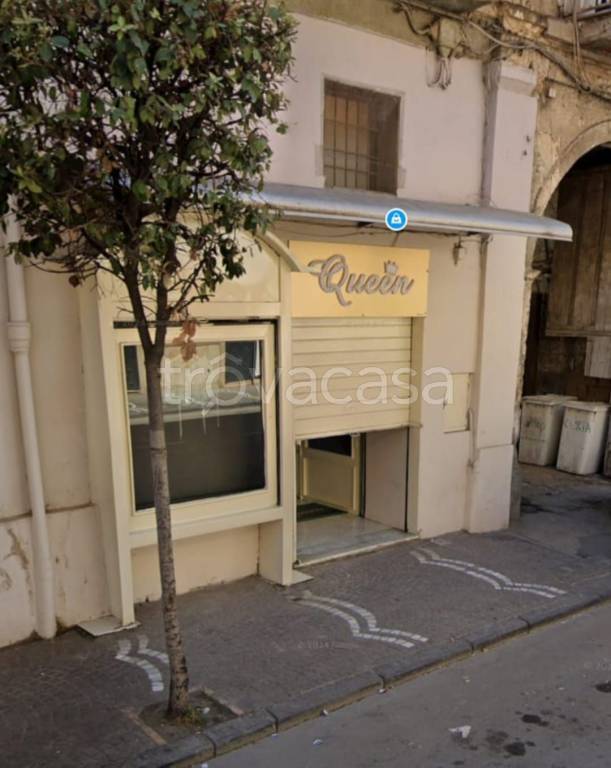 negozio in affitto ad Acerra in zona Centro Città