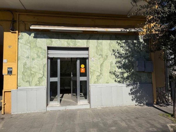negozio in affitto ad Acerra