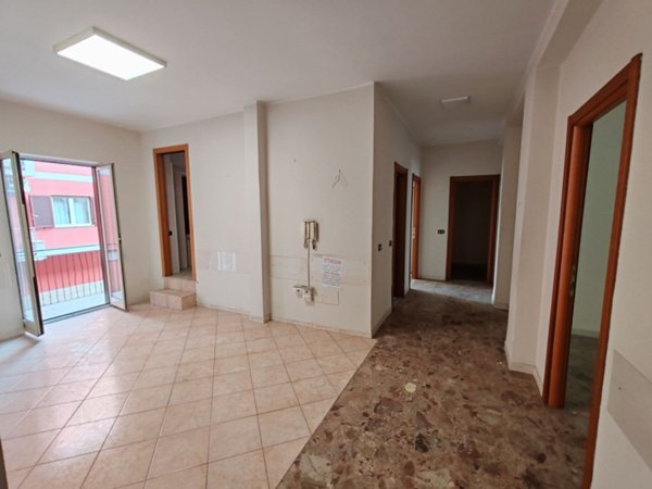 ufficio in affitto ad Acerra