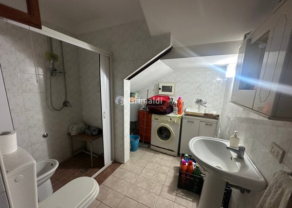 negozio in affitto ad Acerra in zona Centro Città