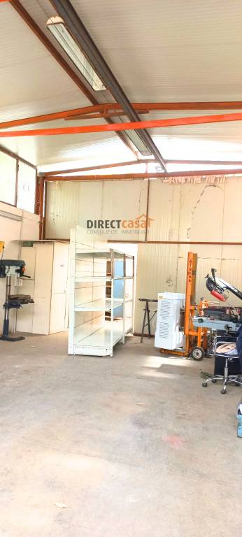 locale commerciale in affitto ad Acerra