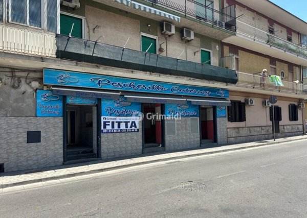 locale commerciale in affitto ad Acerra in zona Centro Città