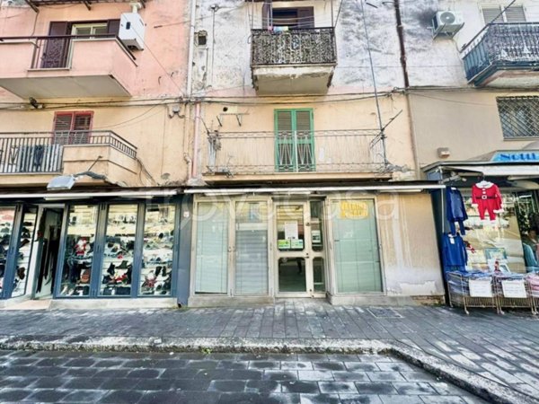 negozio in affitto ad Acerra
