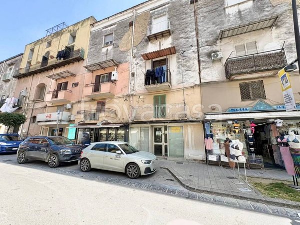 negozio in affitto ad Acerra