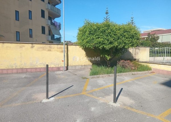 box auto in affitto ad Acerra