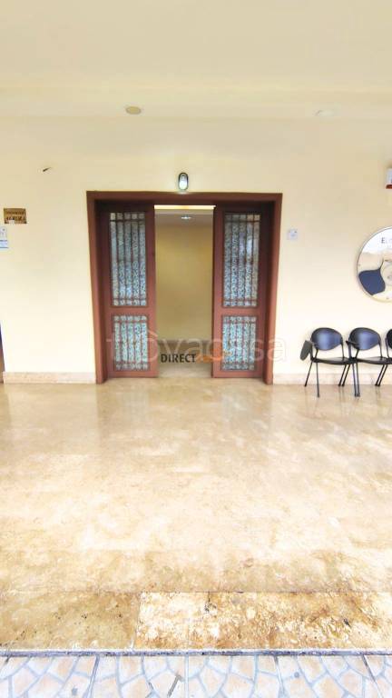 locale commerciale in affitto ad Acerra