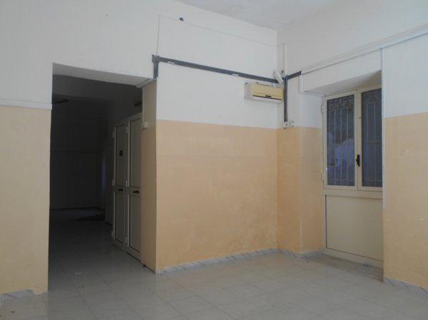 locale di sgombero in affitto ad Afragola in zona Centro Città