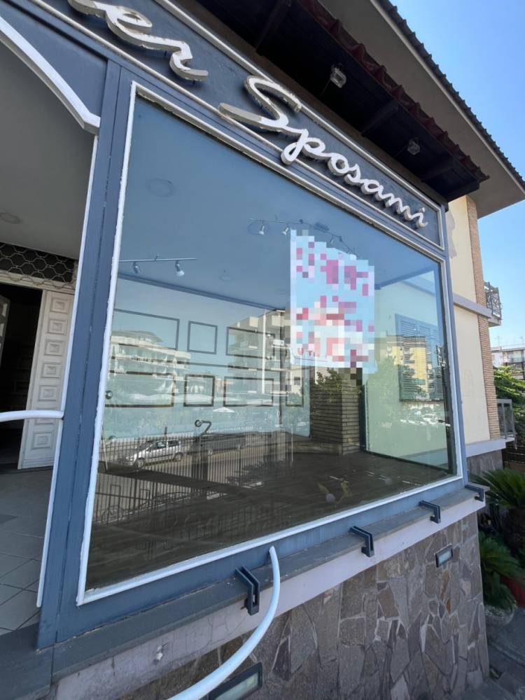 negozio in affitto ad Afragola