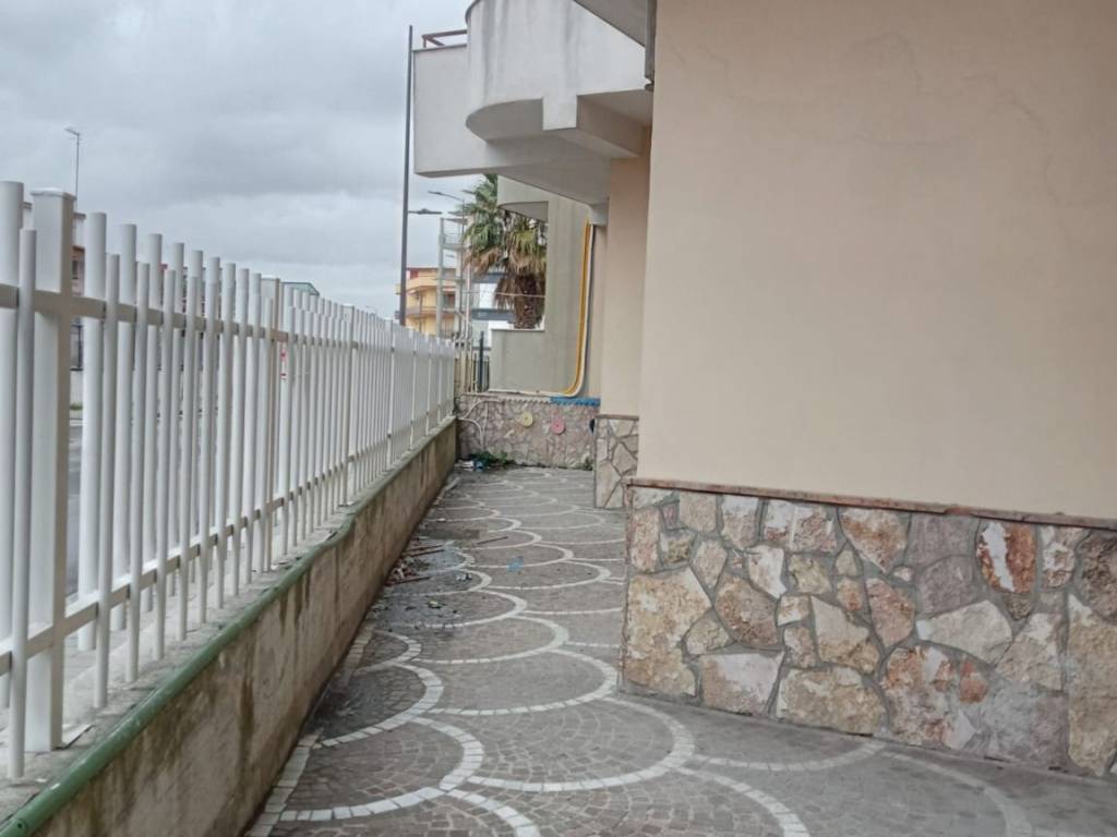 negozio in affitto ad Afragola