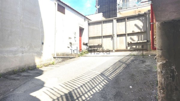 locale di sgombero in affitto ad Afragola