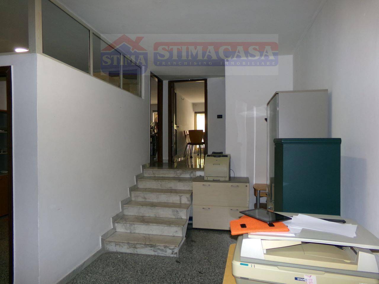 ufficio in affitto ad Afragola
