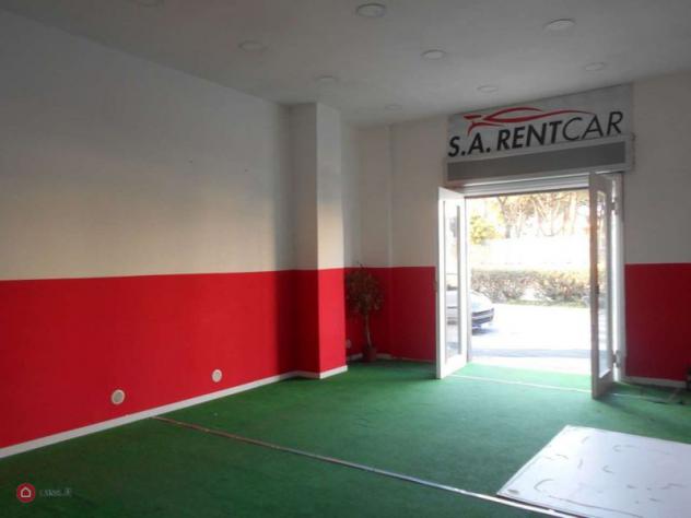 negozio in affitto ad Afragola in zona Centro Città