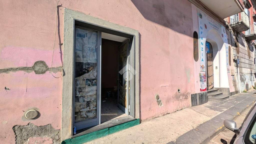 negozio in affitto ad Afragola in zona Centro Città