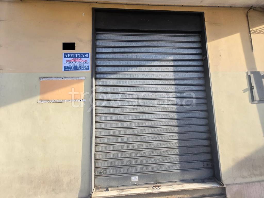 negozio in affitto ad Afragola in zona Centro Città
