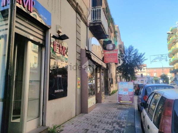 locale commerciale in affitto ad Afragola