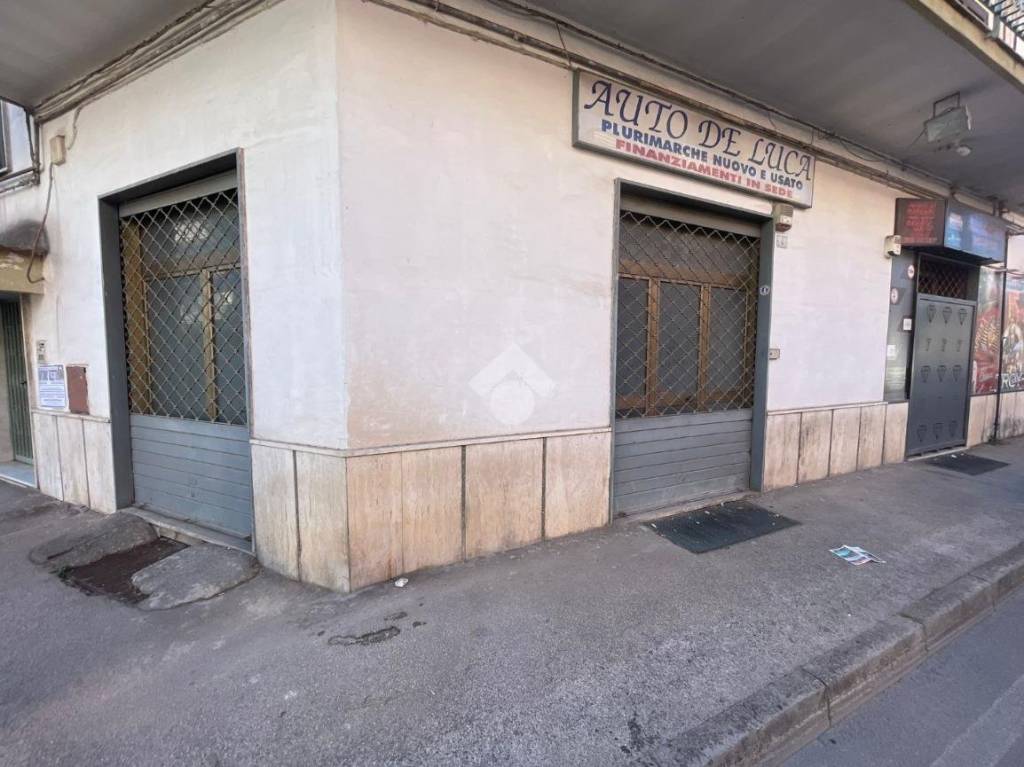 negozio in affitto ad Afragola