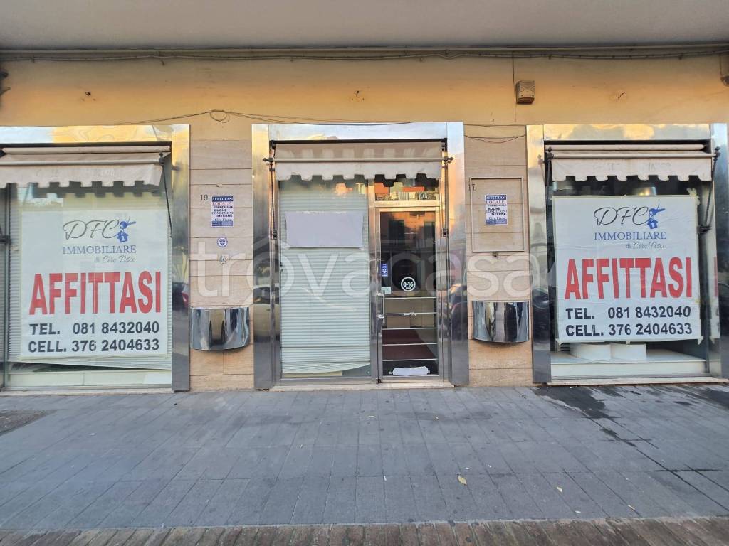 negozio in affitto ad Afragola in zona Centro Città