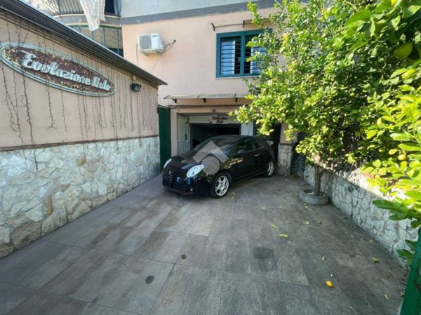 negozio in affitto ad Afragola