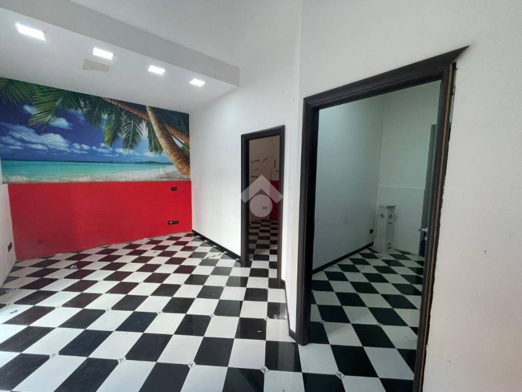 negozio in affitto ad Afragola