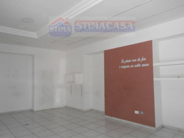 negozio in affitto ad Afragola