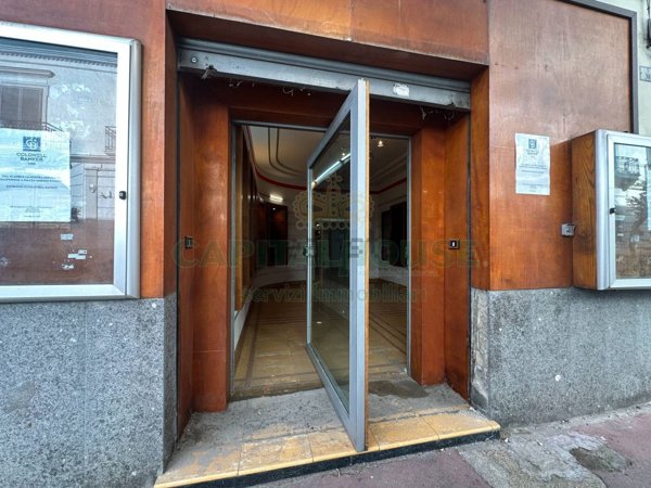negozio in affitto ad Afragola in zona Centro Città