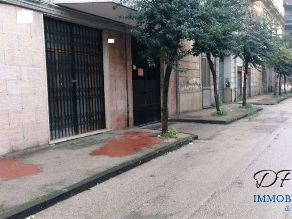 locale commerciale in affitto ad Afragola