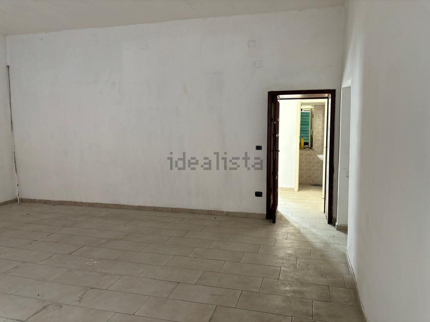 locale commerciale in affitto ad Afragola