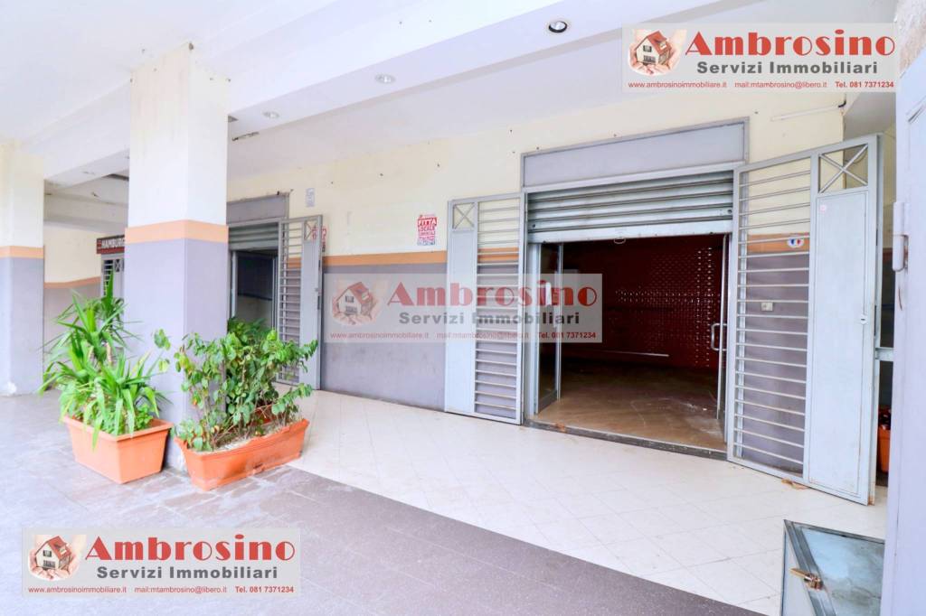 negozio in affitto ad Afragola in zona Centro Città