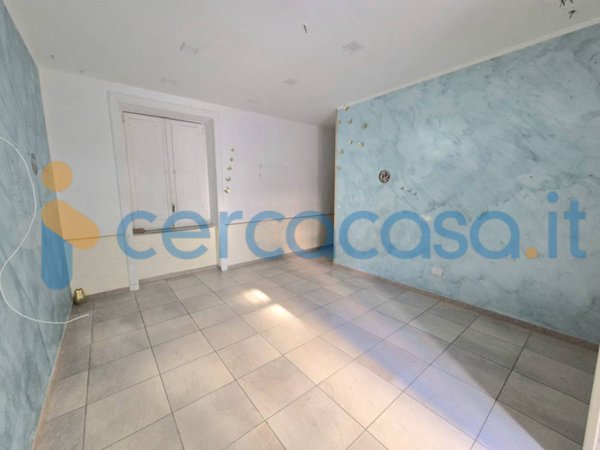 locale commerciale in affitto ad Afragola