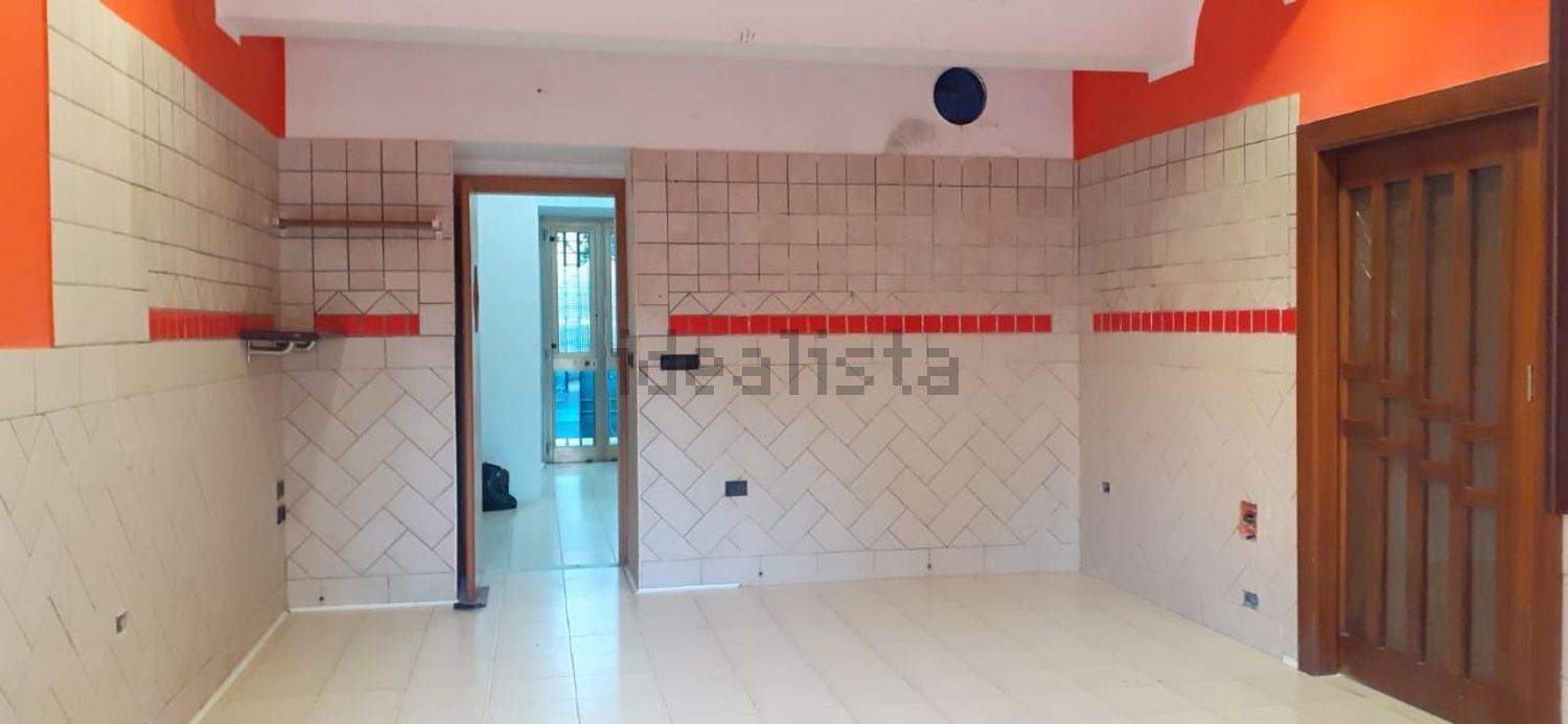 negozio in affitto ad Afragola